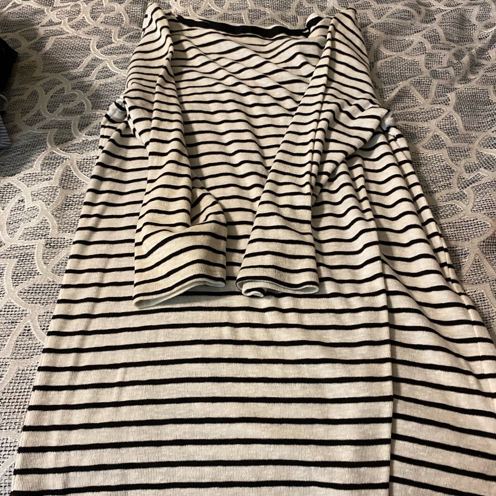 Black and white top